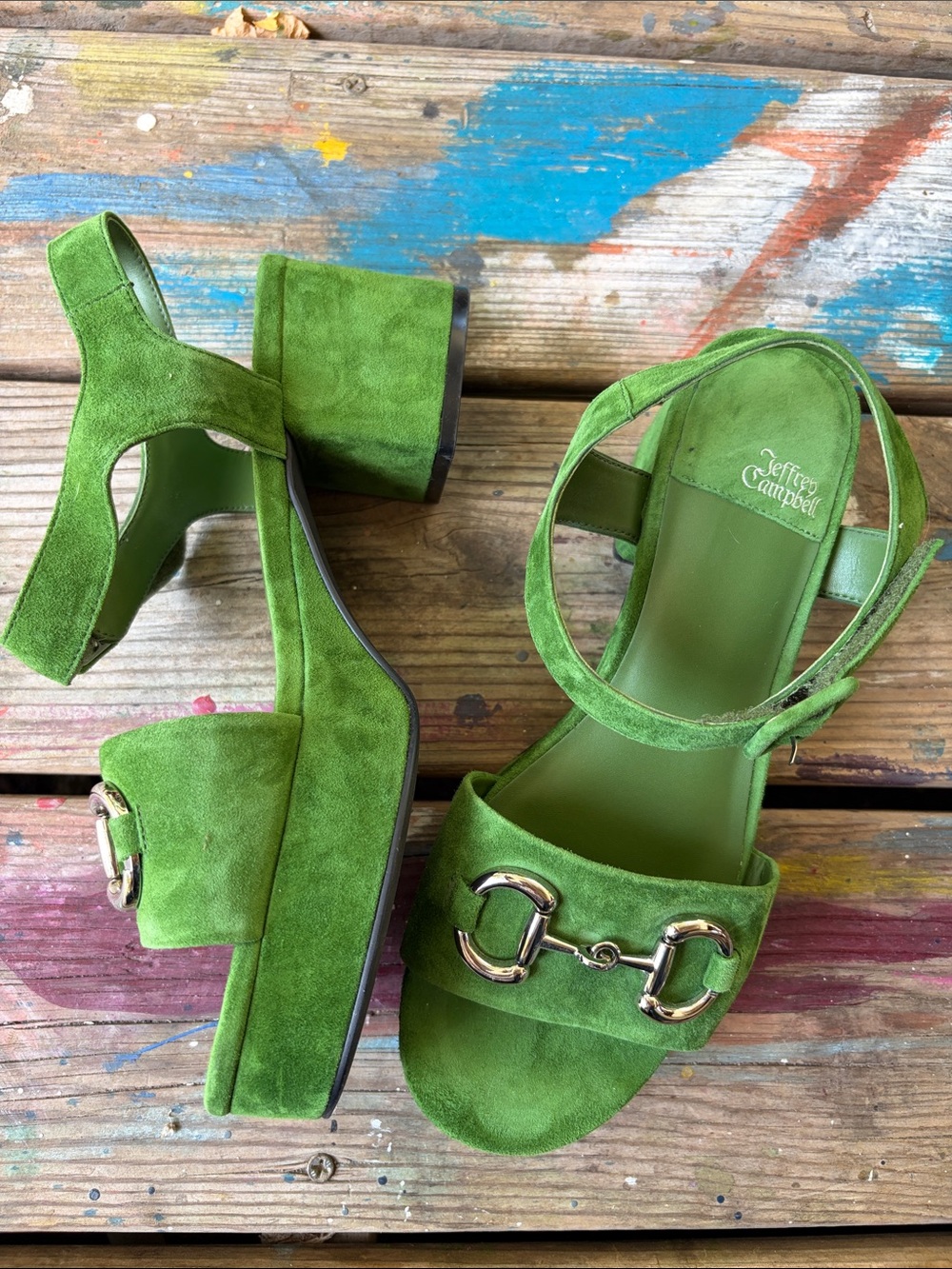 “Timeless” Jeffrey Campbell Green Suede Platform Sandals - Picture 5 of 8